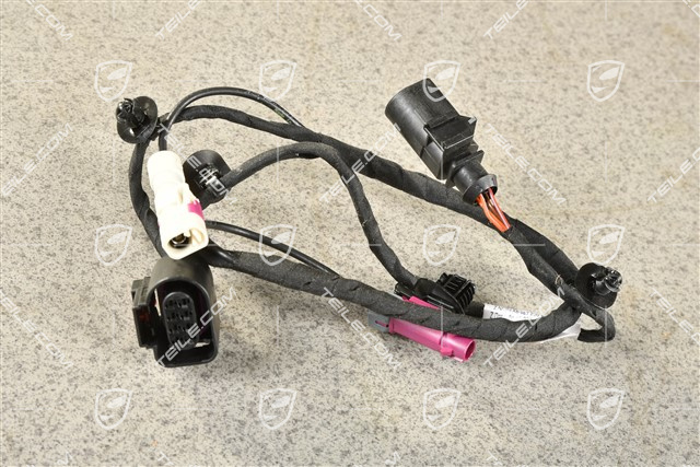 Wiring harness for rear bumper reversing camera system