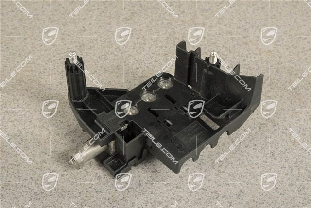 Stromverteiler / Trennstelle / Fremdstartpunkt