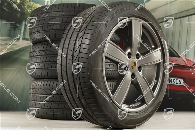 20-inch Cayenne Sport Classic summer wheel set, rims 9J x 20 ET50 + 10,5J x 20 ET64 + Pirelli summer tyres 275/45 R20 (110)Y XL + 305/40 R20 (112)Y XL, with TPMS, Platinum Satin-Matt