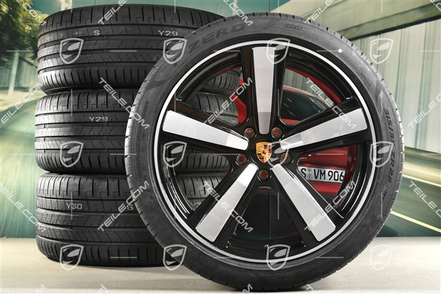 22" Sommerräder Cayenne Exclusive Design Sport, Felgen 10J x 22 ET48 +11,5J x 22 ET61 + Pirelli Sommerreifen 285/40 R22 + 315/35 R22, schwarz hochglanz