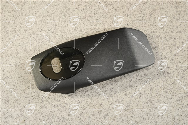 Abdeckung, Schwarz