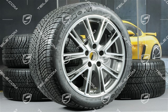 20" Winterräder Satz "Exclusive Design", Felgen 9,5 J x 20 ET71 + 10,5 J x 20 ET71 + Michelin Pilot Alpin 4 Winterreifen 275/40 R20 + 315/35 R20, Platinsilber