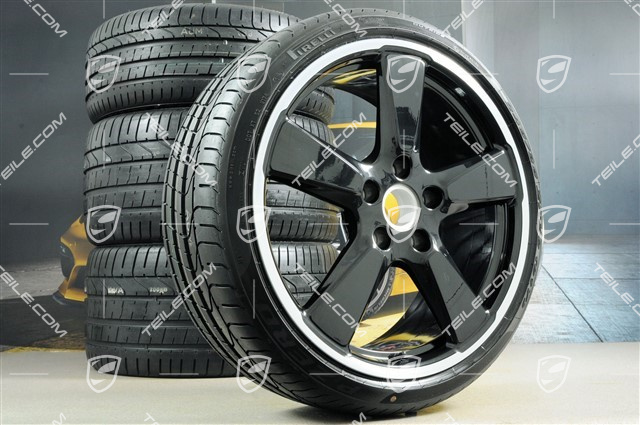 20" Koła letnie komplet Sport Classic - czarne, felgi 9J x 20 ET51 + 11,5J x 20 ET56, opony letnie 245/35 ZR20 + 305/30 ZR20, z czujnikami ciśnienia RDK