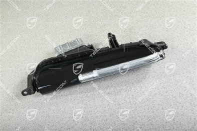 Additional headlamp / direction indicator light, R