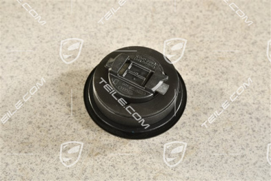 Oil filler cap / port sealing cap