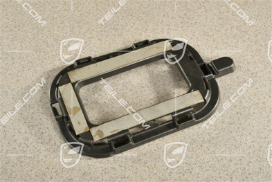 Rear bumper support rail / bracket, R