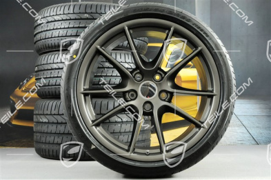 20" Komplet kół letnich Carrera S III, felgi 8,5J x 20 ET51 + 11J x 20 ET52 + opony letnie Pirelli 245/35 ZR20 + 305/30 ZR20, z czujnikami RDK, platinum satynowy półmat