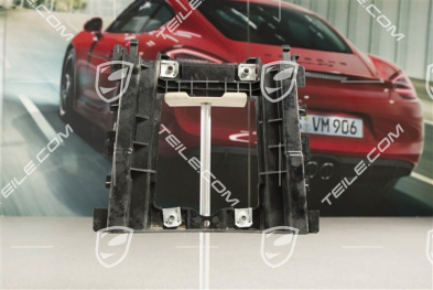 Center console, fastening bracket