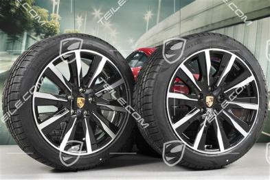 20" Taycan Tequipment Design Winterräder Satz, Felgen 9J x 20 ET54 + 11J x 20 ET60, Pirelli Winterreifen 245/45 R20 + 285/40 R20, in Schwarz Hochglanz