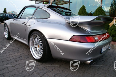 Spoiler tylny Turbo S, zawiera maskę tył (pokrywa silnika), komplet z kratką i wszystkimi drobnymi częściami
