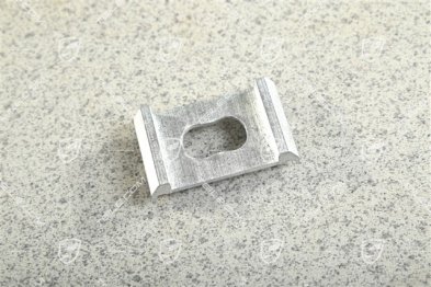 CLIP / alignment element