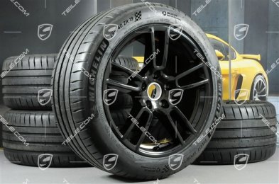 19" Koła letnie, komplet "Panamera", felgi 9J x 19 ET64 + 10,5 J x 19 ET62 + opony letnie Michelin Sport 4 265/45 R19 + 295/40 R19, czarny połysk