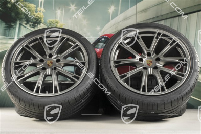 21" Panamera Exclusive Design Sommerräder, Felgen 9,5J x 21 ET71 + 11,5J x 21 ET69 + NEUE Pirelli Sommerreifen 275/35 ZR21 + 315/30 ZR21, Platinum, mit RDK-Sensoren