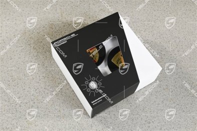 Radzierdeckel Satz (4 Stück), konvex, schwarz seidenmatt, mit farbigem Porschewappen