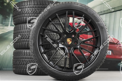 21-inch Cayenne RS Spyder winter wheel set, rims 9,5J x 21 ET46 + 11,0J x 21 ET58 + NEW Pirelli winter tyres 275/40 R21 + 305/35 R21, with TPMS, black satin matt
